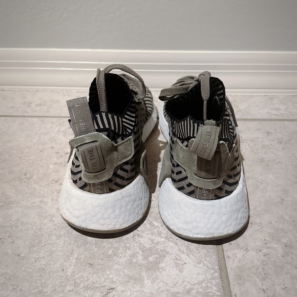 Adidas RMD Green & Black - Men’s Size 12 1/2 - Picture 3 of 7